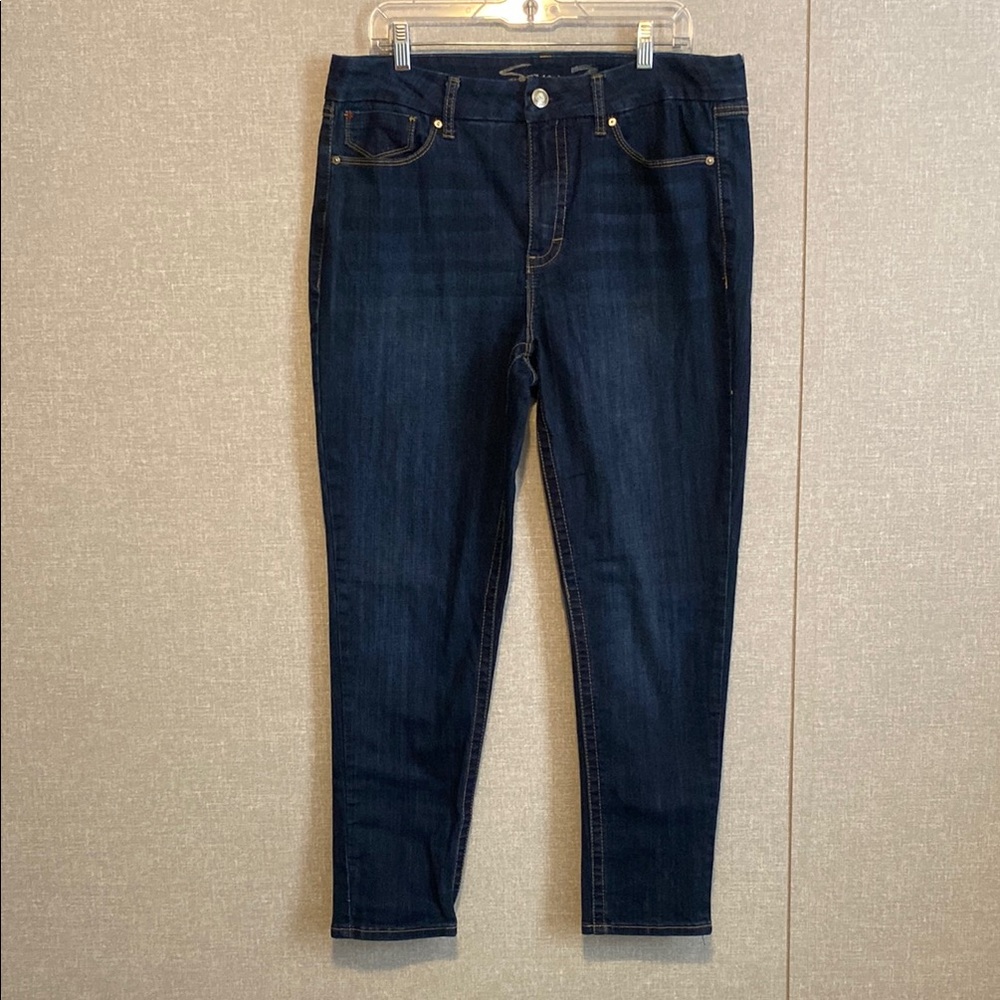 Seven 7High Waist Tummyless Skinny Jeans